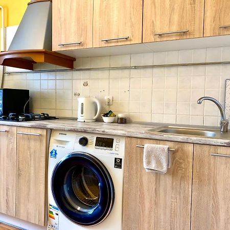 Apartpoltava Центр Полтави, Простора Та Зручна Квартира Біля Пует, 2-Окремі Кімнати, Звітна Документація Для Відрядження Exterior foto
